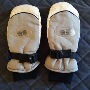 Aqua E4 snowboard/Ski mits. Ladies medium